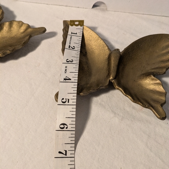 Brass/gold tone metal butterflies trinket dishes or wall decor - Picture 6 of 7